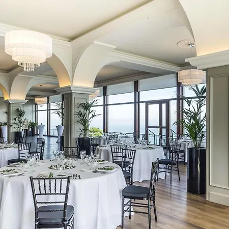 호텔 머큐어 몬테 이헬도