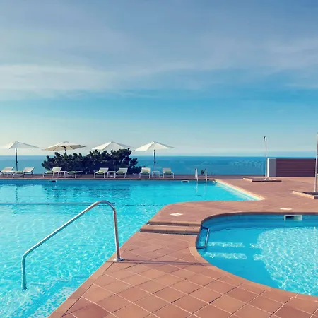 호텔 머큐어 몬테 이헬도 4*